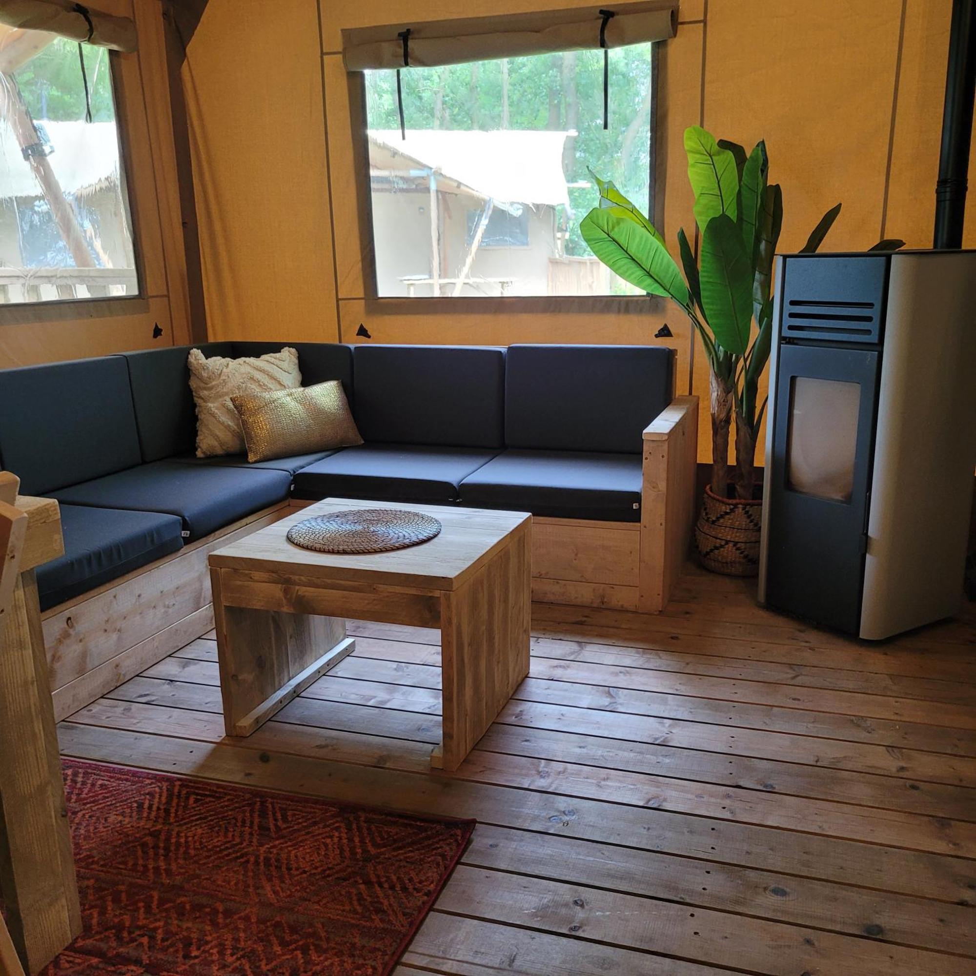 De Dreef Luxury tent Renesse